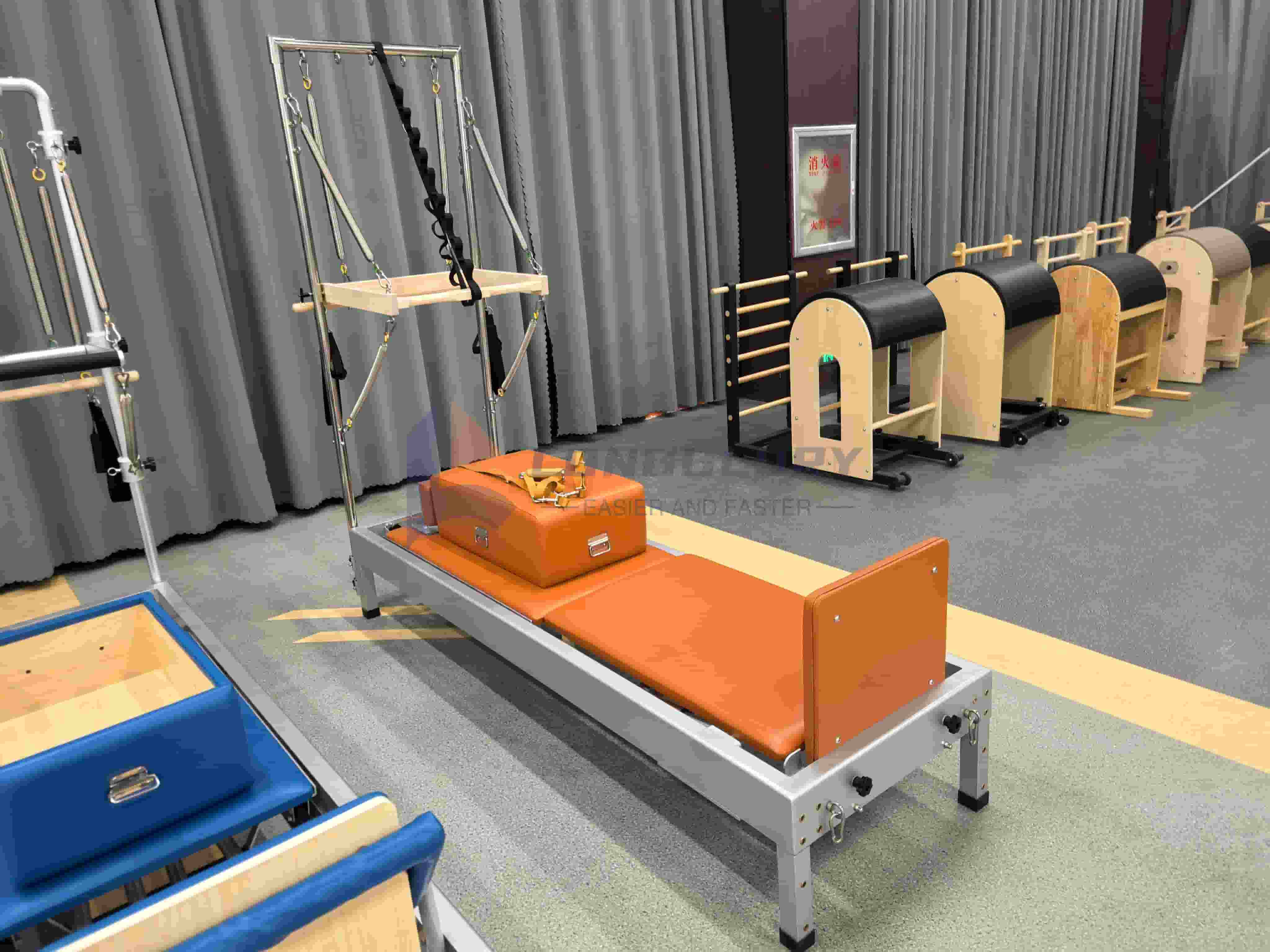 टावरको साथ एल्युमिनियम पिलेट्स सुधारक